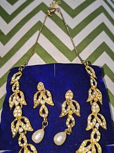 Necklace set