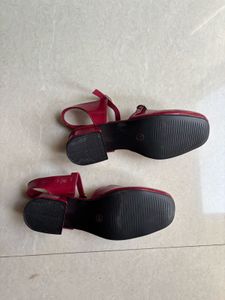 Chic Red Mary Jane Heels (EU 35)