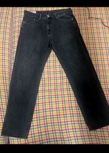 (H&amp;M) Relaxed Fit Black Jeans
