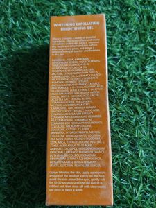 Pouqur Orange Exfoliating Brightening Gel