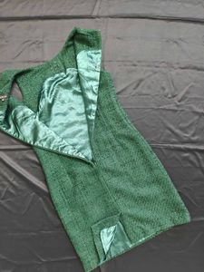 Elegant Bottle Green Tweed Sleeveless Dress