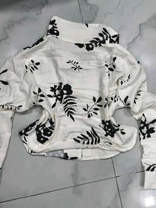 Chic Floral Print Long Sleeve Shirt