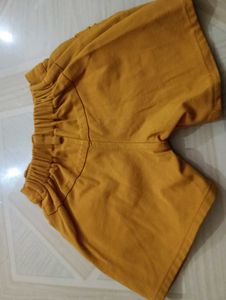 Cute Floral Top and Yellow Shorts Set