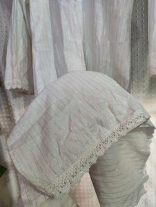 Elegant White &amp; Green Kurta Set
