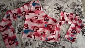 Cute Pink Heart Print One-Shoulder Top