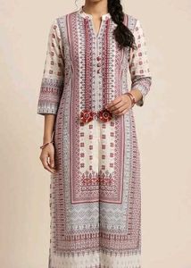 Neerus off White &amp; Red Printed Kurta