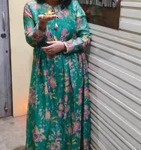 Beautiful Floral Print Kurta