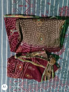 bandhni print 3.5 meter flair lehnga with 3 merter