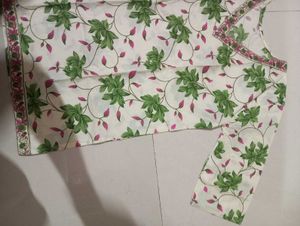 Floral Print V-Neck Kurta