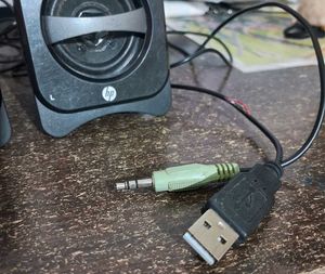 HP Compact Speakers (Wired)