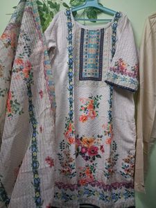 Floral Print Kurta Set with Dupatta