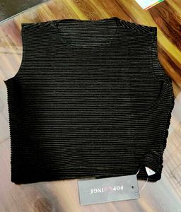 S, M, L and XL size Trendy crop top