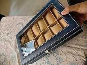 12 slots watch organizer in different shades