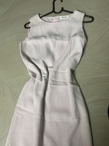 Elegant Sleeveless Sheath Dress
