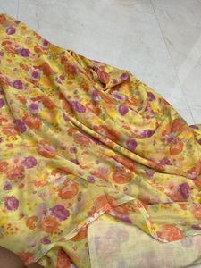 Beautiful Yellow Saree With Floral Design
