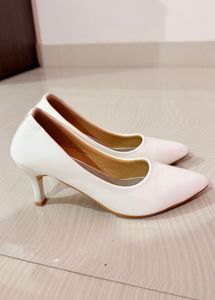 Classic White Pointed-Toe Heels
