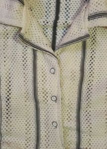 Button- Down collard crop shirt