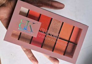 BELLAKEEN 12 Color Eyeshadow Palette