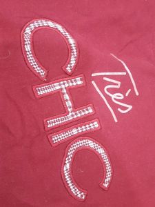 mehroon sweatshirt for girls like new COMBO IS AVAILABLE ☺️