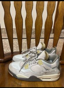Air Jordan 4 Retro Sneakers