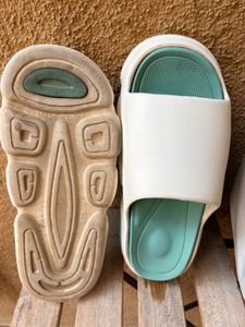 Comfortable White &amp; Teal Slides