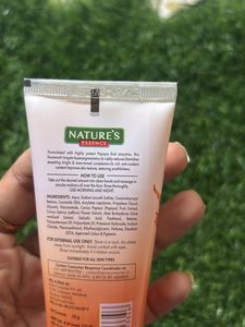 Nature's Essence Papaya Facewash