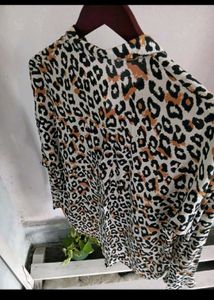 Leopard Print Long Sleeve Top