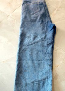 Light Wash Denim Jeans and top