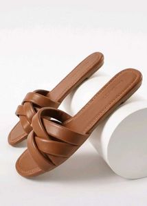 Stylish Brown Criss-Cross Flat Sandals