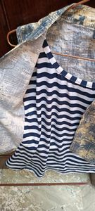 stylish stretchable top