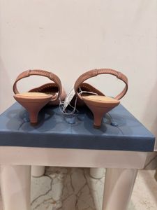 🆕 “Luna blu” Blush Pink Knitted Sling Heel