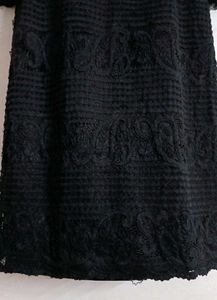 Elegant Black bodycon Dress with stylish sleeves