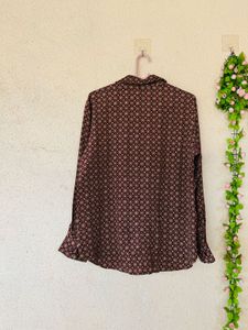 Stylish Geometric Print Button-Up Shirt