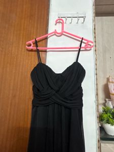 Elegant Black Spaghetti Strap Dress