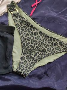 Stylish Bikini Set with Leopard Print