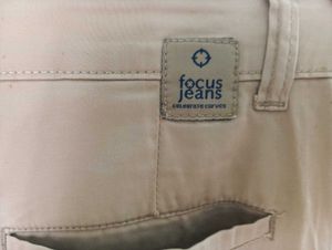 WOMEN'S BEIGE PANTS