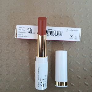Myglamm LIT Creamy Matte Lipstick(old Fashion)