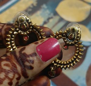 Beautiful AD Earrings....