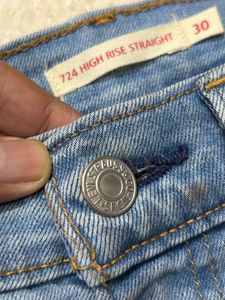 Levi's Light Wash Jeans