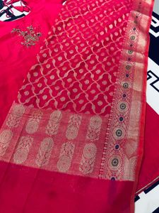 Pink Embroidered Kurta Set with dupatta Du