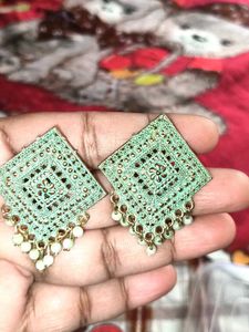Earring