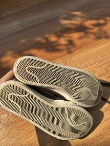 Nike Brown &amp; Gold Casual Sneakers