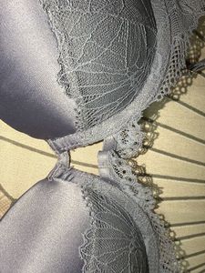 Elegant Lace Trim Bra