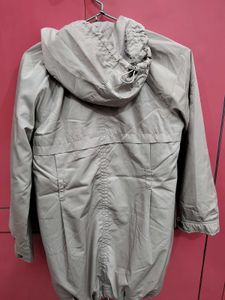 Hooded Lightweight Jacket