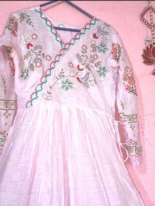 🌸Embroidered floral printed kurti 🌿