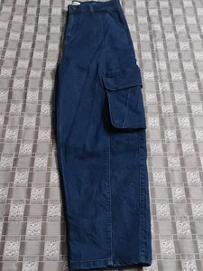 Blue denim barrel cargo jeans