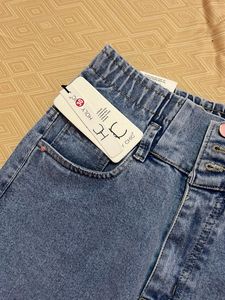 Light Wash Wide Leg Jeans