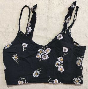 Black Daisy Print Crop Top