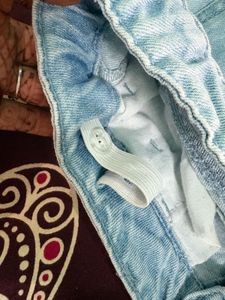 Light Wash Jeans with Heart Detail