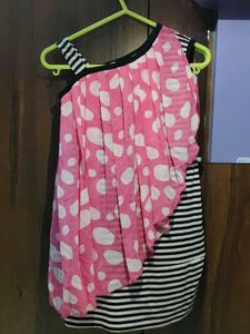 Pink girls dress🌷